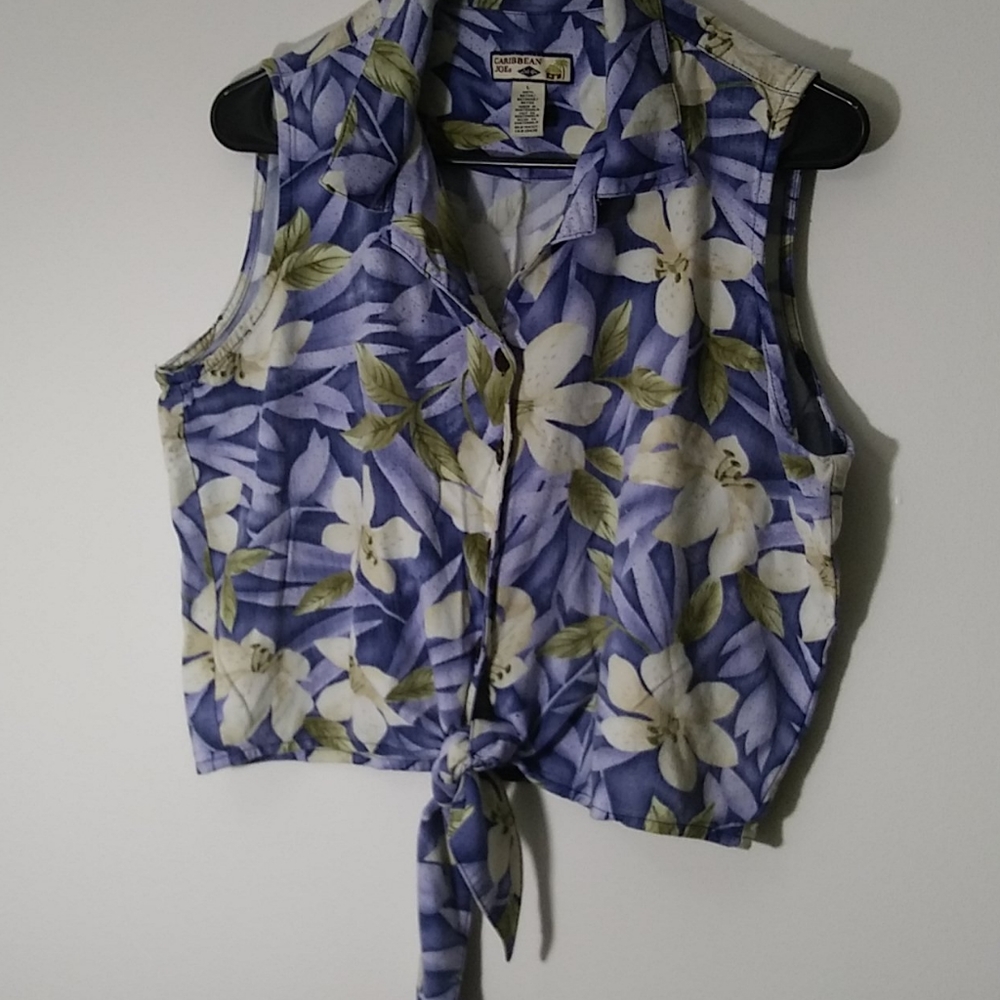Caribean Joe crop top size medium